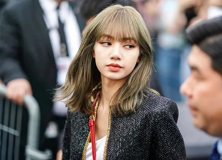 Blunt Bangs